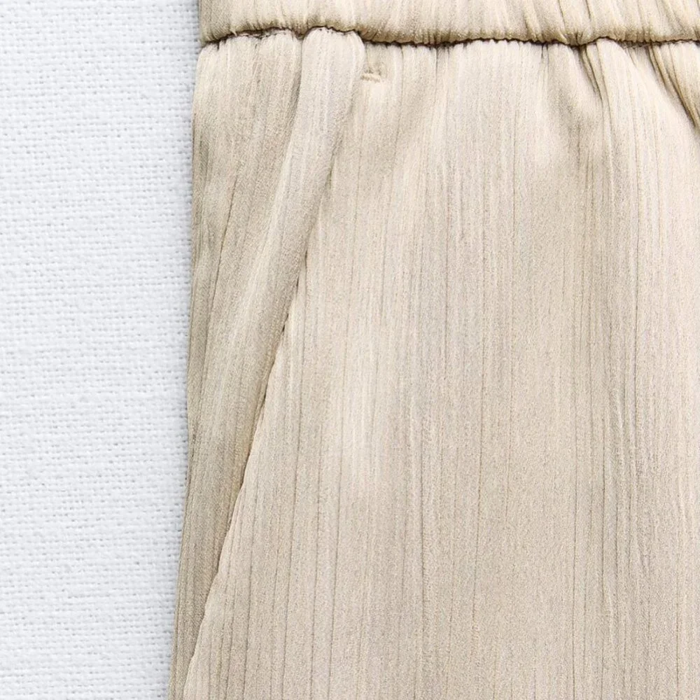 ZARA Women's Wrinkle Look Wide Leg Pants(Sand, US L/EUR L) - Picture 8 of 10